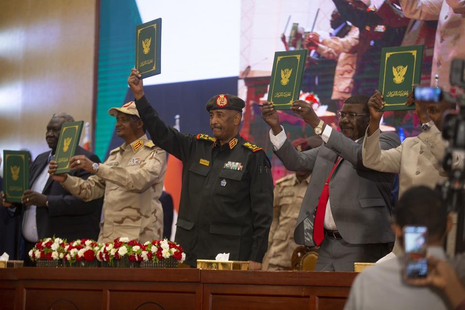 Sudan signs "framework agreement" to terminate the political crisis