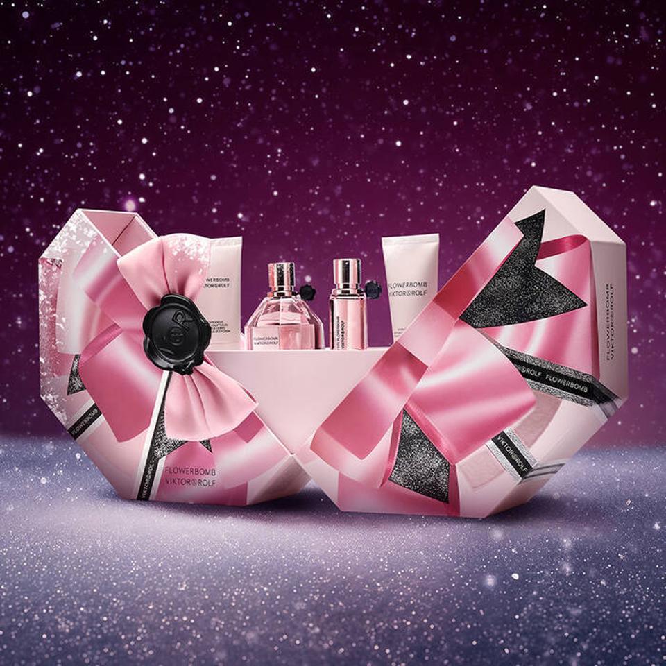 How To Wear The Most Luxurious Fragrances For Winter