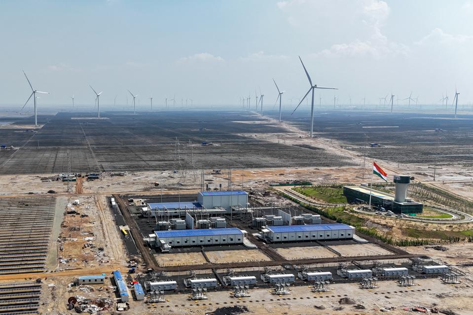 INDIA-ENERGY-RENEWABLE