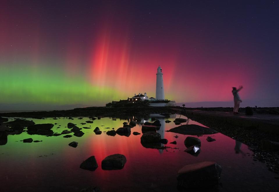 Upgraded 'Severe' Northern Lights Alert For 24 States Monday After