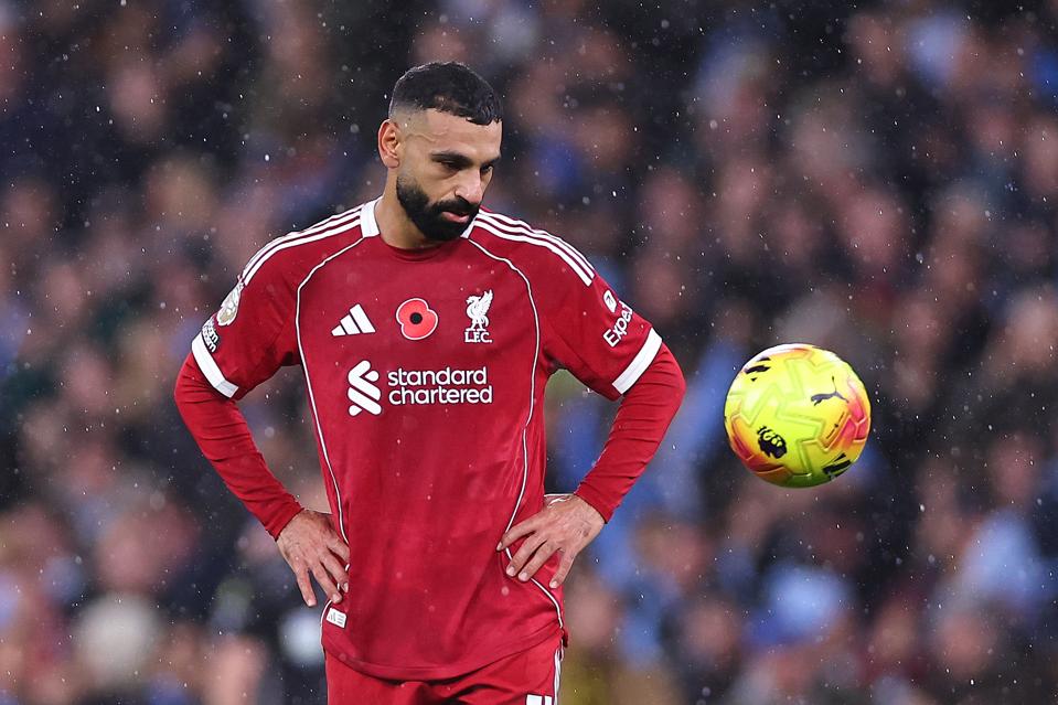 Mohamed Salah Is A Problem For Liverpool - Can Arne Slot Solve It?