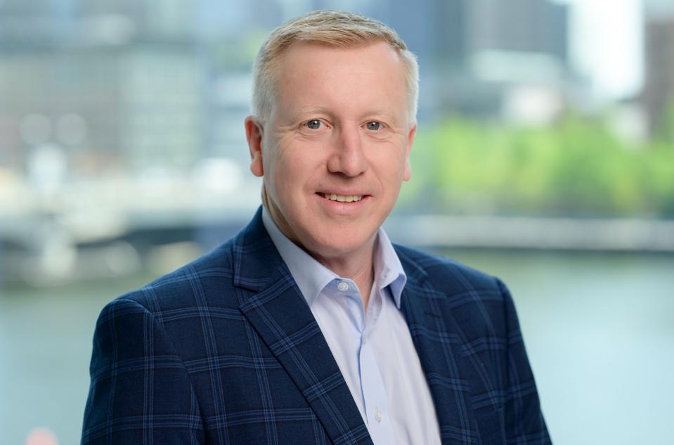 Menghadapi Tantangan AI: Pentingnya Data Berkualitas dan Tata Kelola untuk Masa Depan