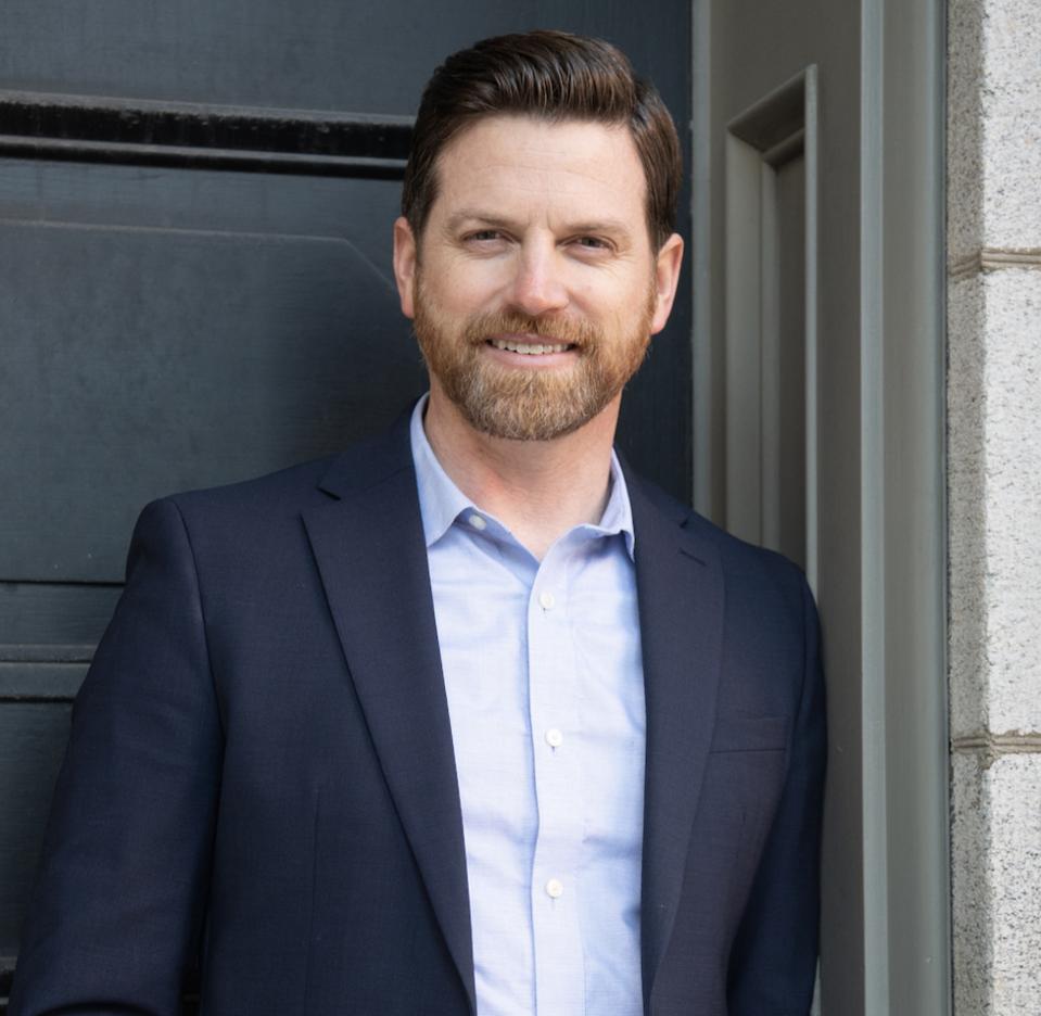 Hospital-at-Home: Solusi Perawatan Modern untuk Pasien Lansia dan Rumah Sakit yang Sibuk