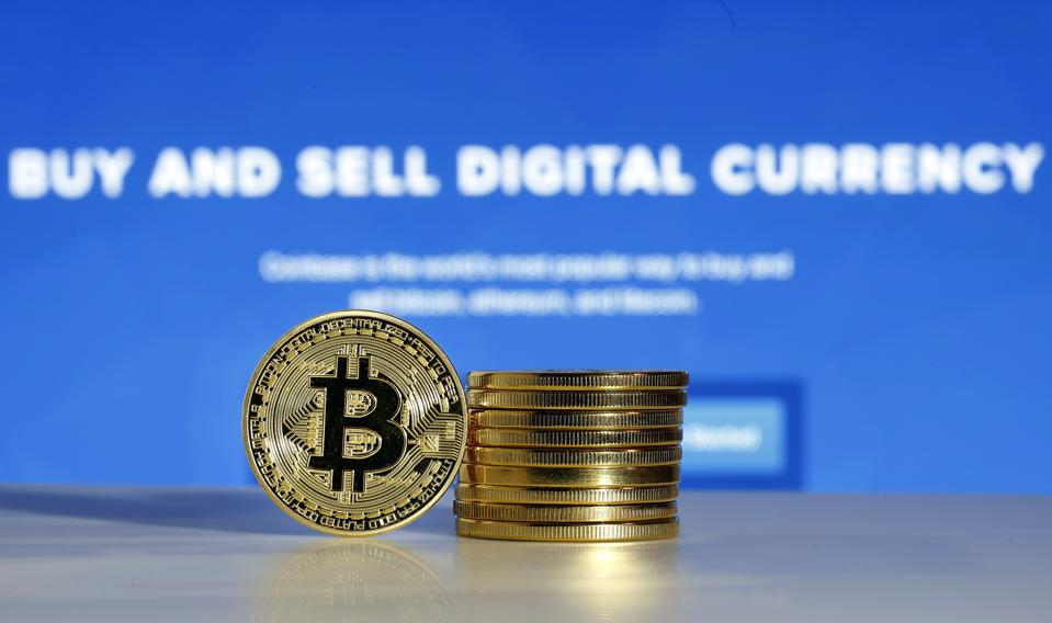 Pasar Cryptocurrency Jatuh, Investasi Bitcoin dan Ethereum Alami Tekanan Besar