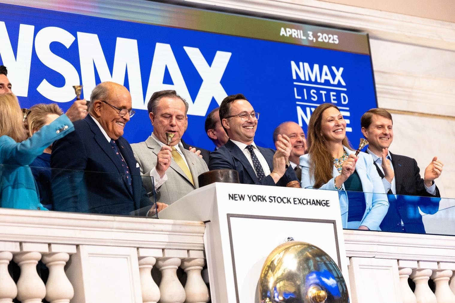 Kisah Newsmax dan Crown Atlantic: Perjuangan Bisnis di Tengah Tekanan Finansial dan Politik