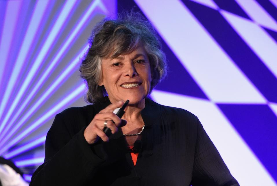 Melambat Sebentar, Memimpin Lebih Baik: Kunci Menghadapi Teknologi Cepat