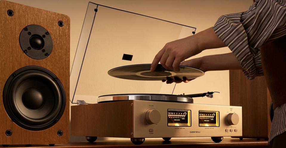 Astell&Kern Reveals 24K Gold Plated SP3000 Digital Audio Player