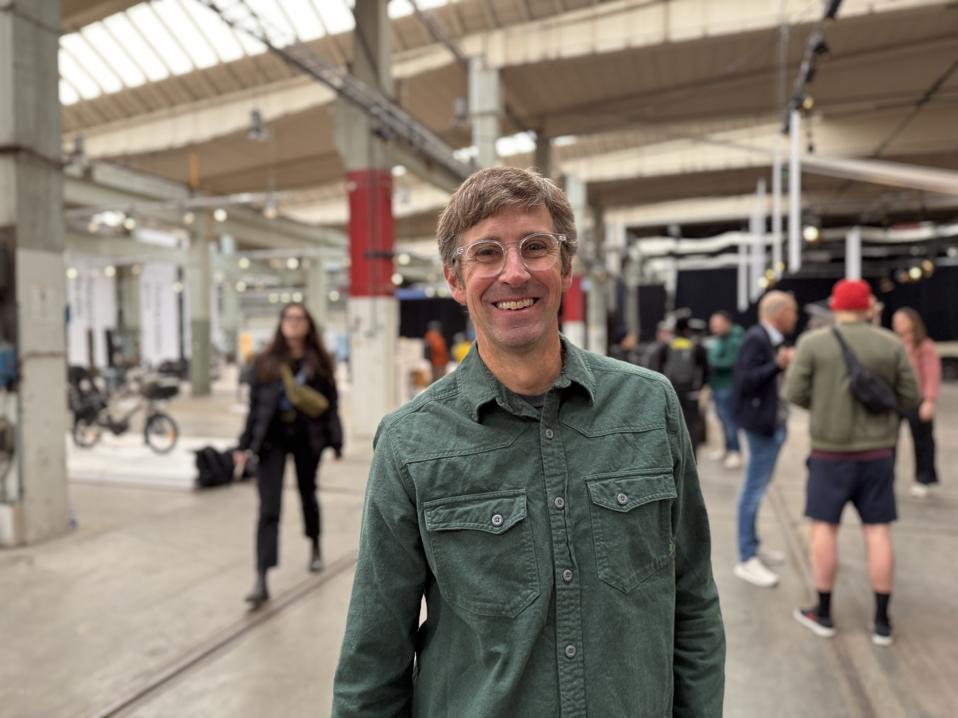 Meet The American Who Moved To Sweden To Work On Innovative Cycle Pannier System