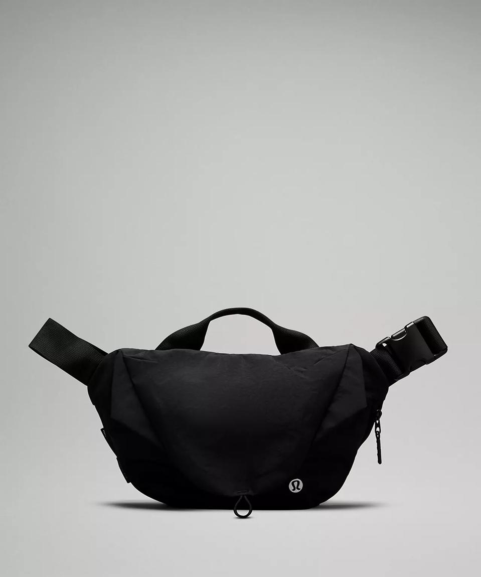 patagonia black hole 25 liter Pack 25L Sastrugi : Summit Blue lining and webbing and JanSport Pink Strawberry Print SKU:12952-01 Fishus by Lurenzo