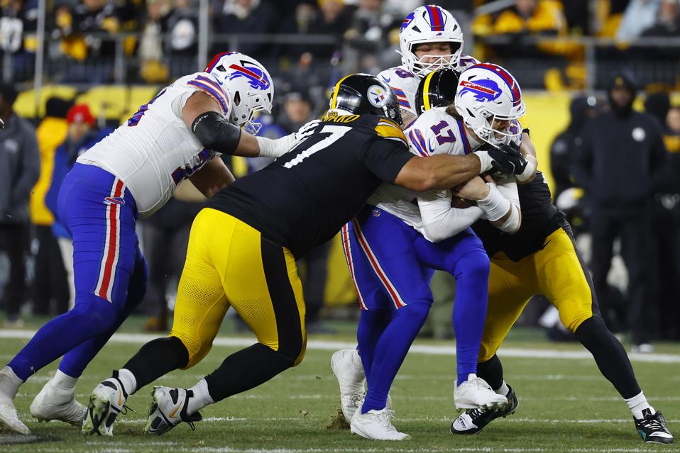 Cam Heyward dan Perjuangan Melawan Asma untuk Jadi Bintang NFL