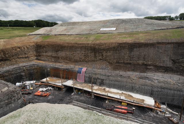 Trump's Economic Scorecard: 2 Reasons Why Coal Jobs Won't Return - Forbes