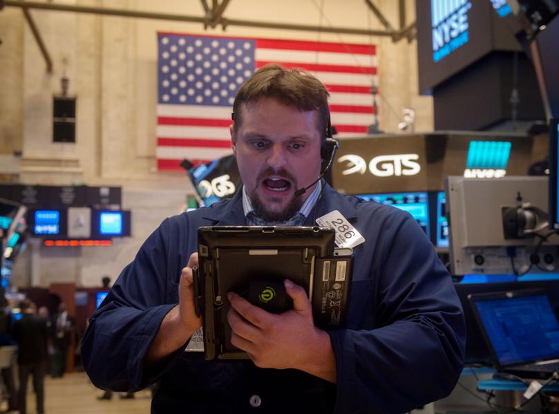 Use These ETFs To Trade Five Major U.S. Equity Averages