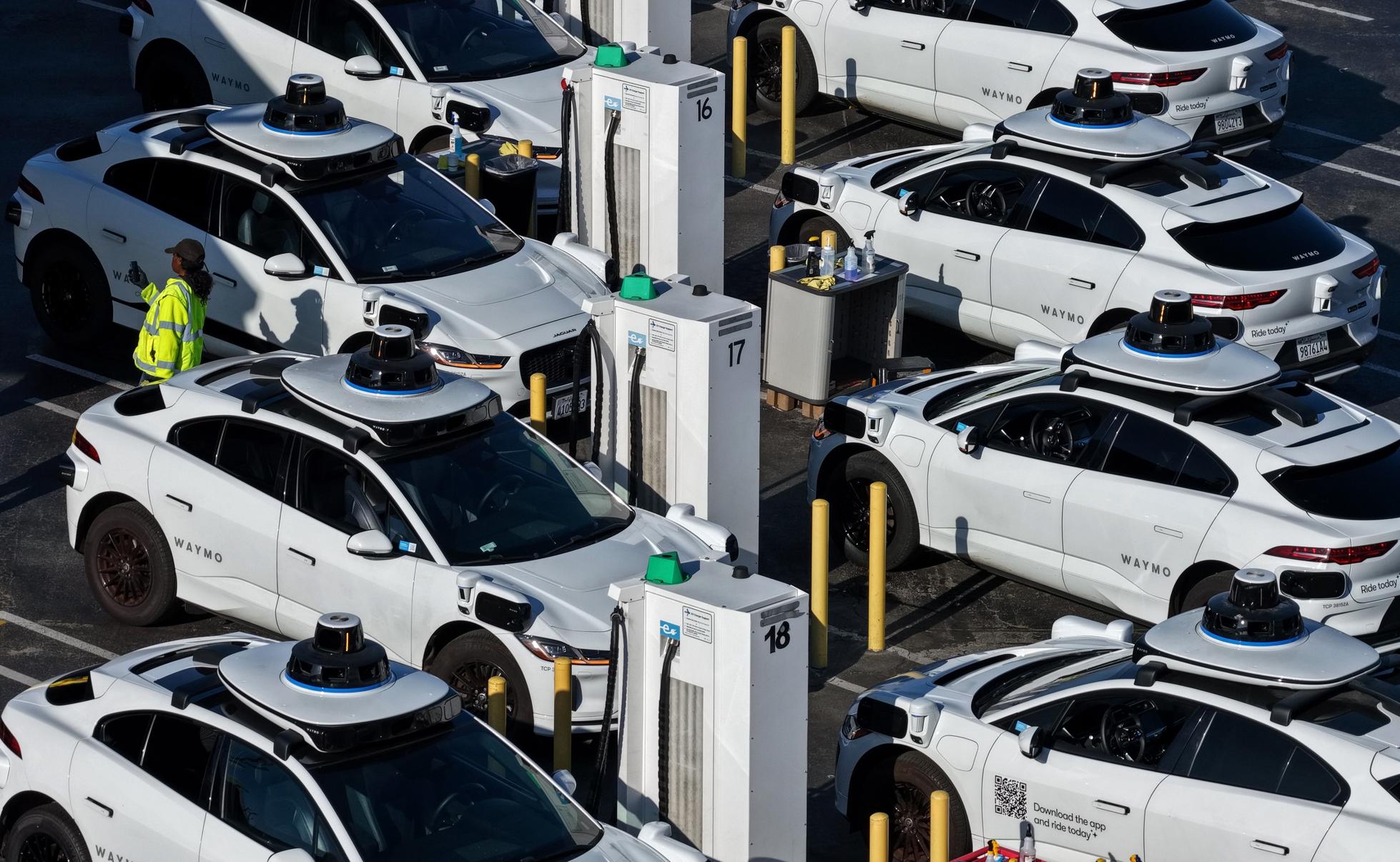 Waymo Siap Ekspansi Robotaksi 4 Kali Lipat, Tapi Hadapi Tantangan Keamanan
