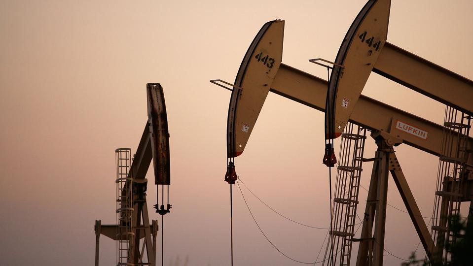 Harga Minyak Turun di Bawah 60 Dollar, Dipengaruhi Perang dan Produksi OPEC