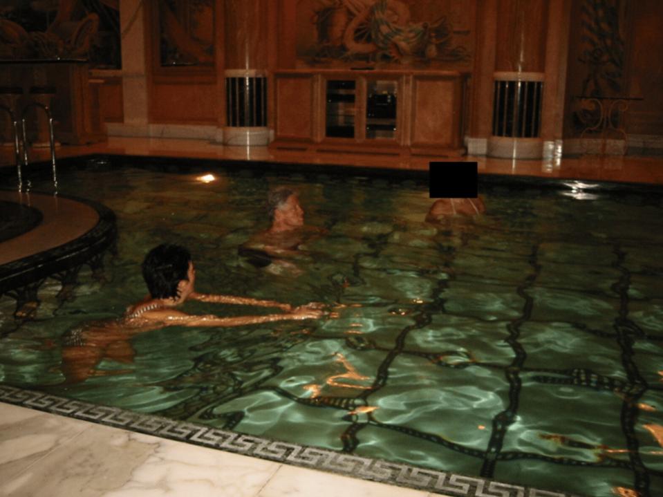 Bill Clinton pool Epstein