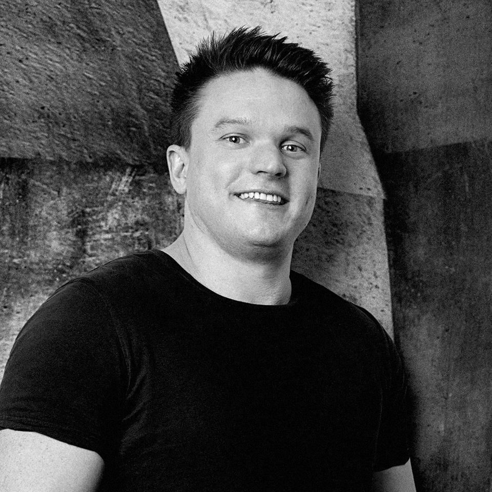 Edward Craven Stake by Tom Hunt-Smith_01_Duo_0028_RGB