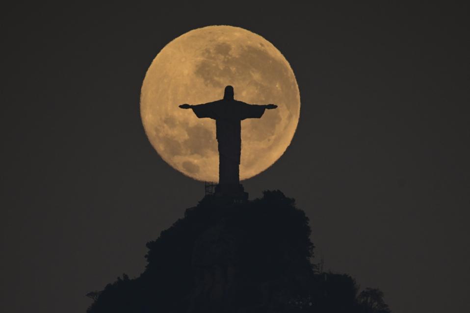 Fenomena Bulan Purnama "Snow Moon" dan Jupiter Bersinar di Rasi Gemini Minggu Ini