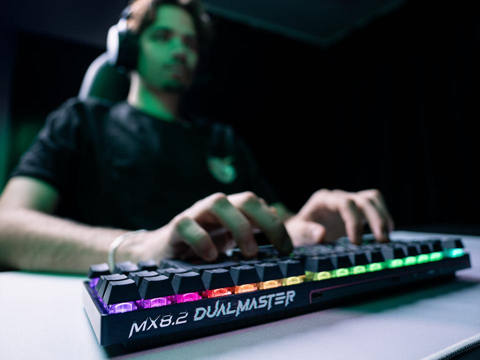 Cherry Announces XTRFY MX 8.2 Pro Keyboard With Tunnel Magneto