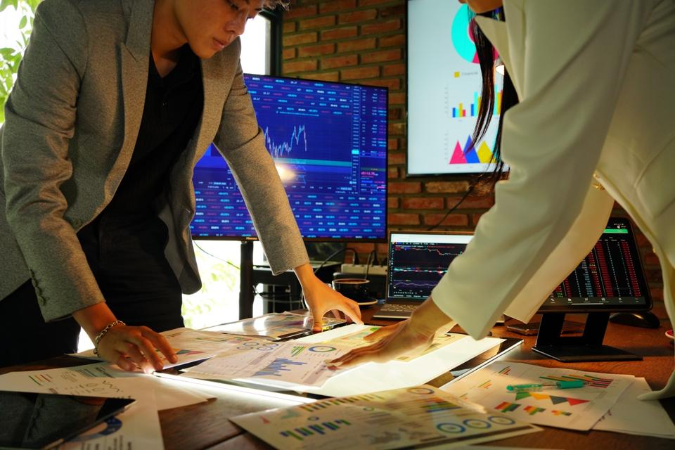 Franchise Buyer’s Blueprint: Why Scaling Too Fast Breaks Most Systems