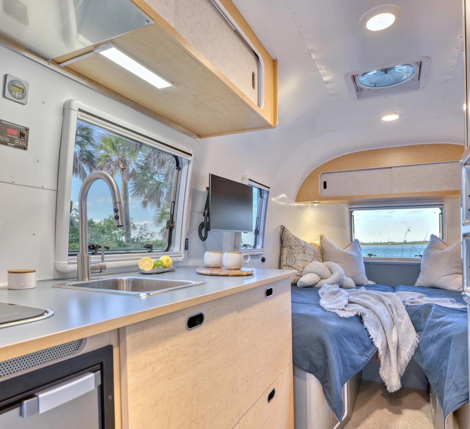 Airstream Unveils The Sleek World Traveler 22B