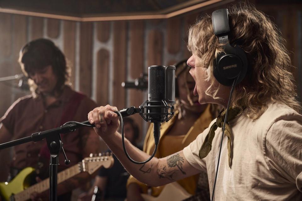 Shure Luncurkan Seri Mikrofon KSM Baru dengan Kualitas Suara Premium