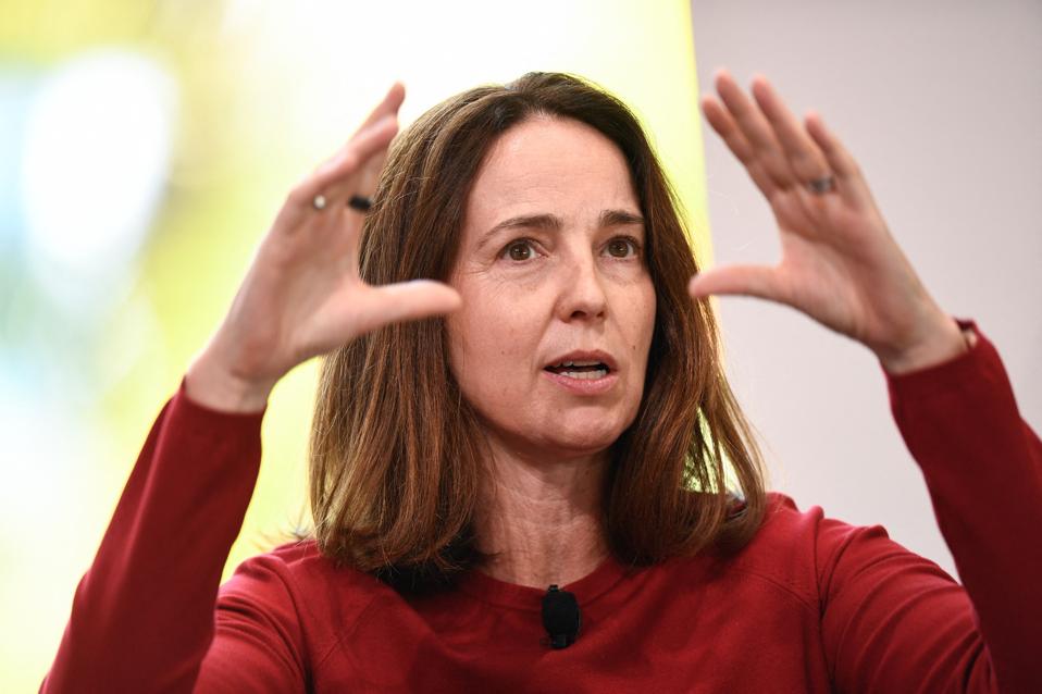 Inovasi dan Pendanaan Besar Dorong Perkembangan AI Kolaboratif dan Hardware OpenAI