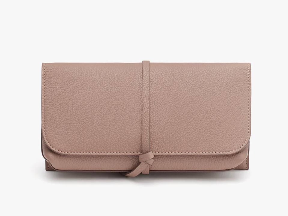 Best Travel Makeup Bags 2026 - Forbes Vetted Best Travel Makeup Bags 2026 - Forbes Vetted
