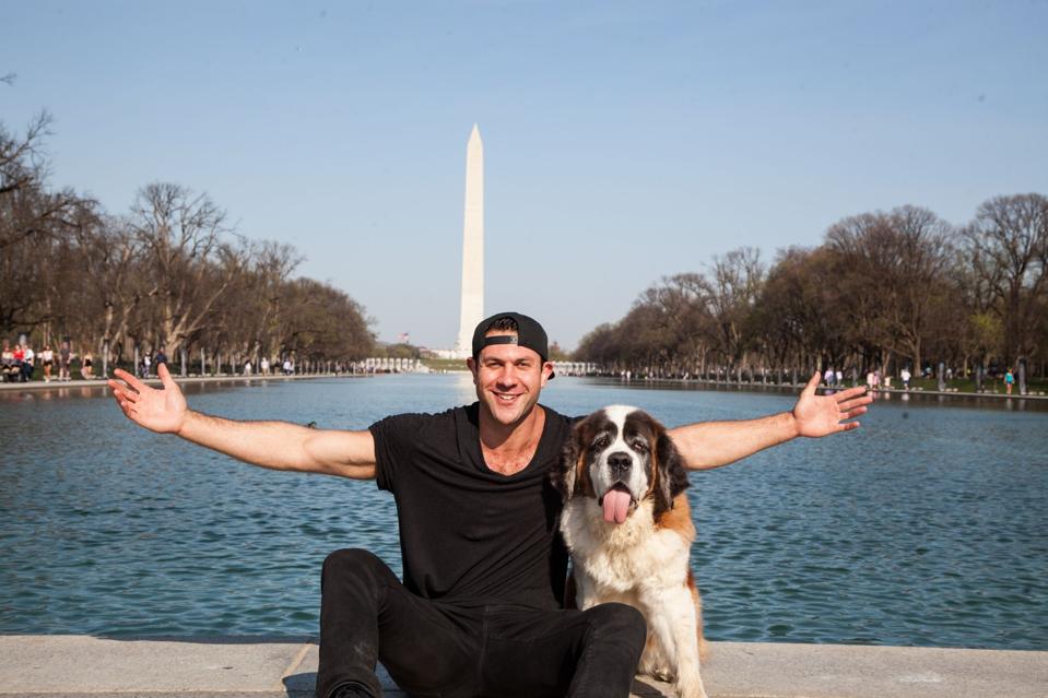 Perjalanan Lee Asher dan Lillie: Bagaimana CBD Menyelamatkan Anjing Penampungan