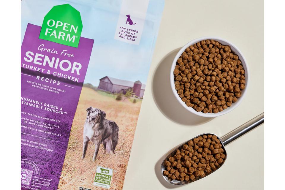 best bark wet dog food Barking at the Moon™ Beef Wet Food for Dogs | High Protein main image 1