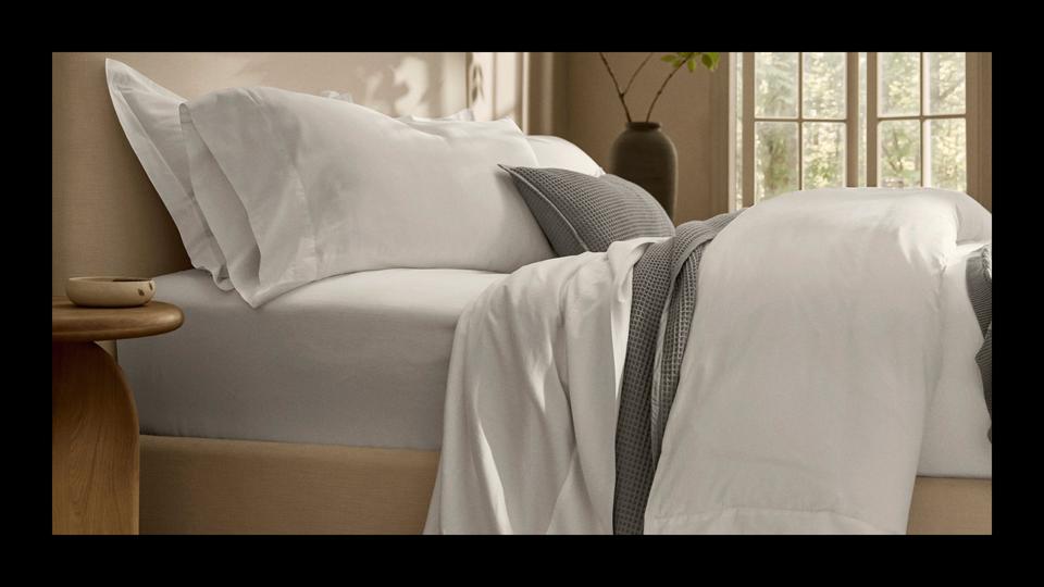 Graphic Boll & Branch Promo Codes: Up To 25% Off Our Sleep Editors’ Favorite Sheets