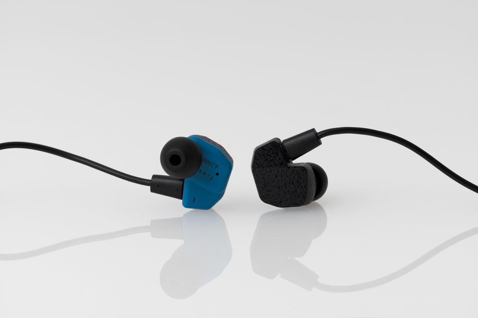 Cotodama Lyric Speaker Canvas Review: Music + Words = Art