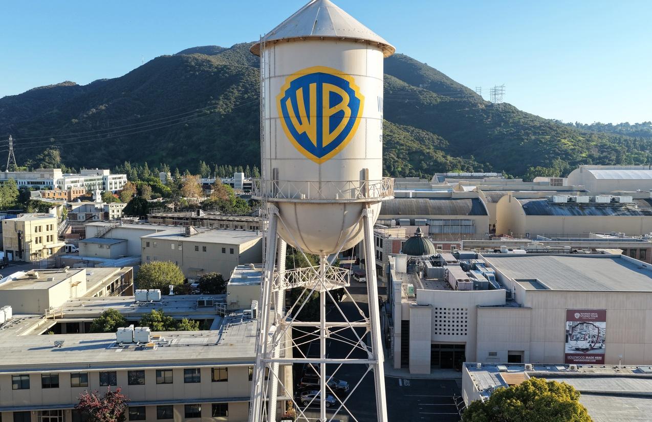 AG Settlement Clears Way For Par-Warner Bros. Hollywood Transformation