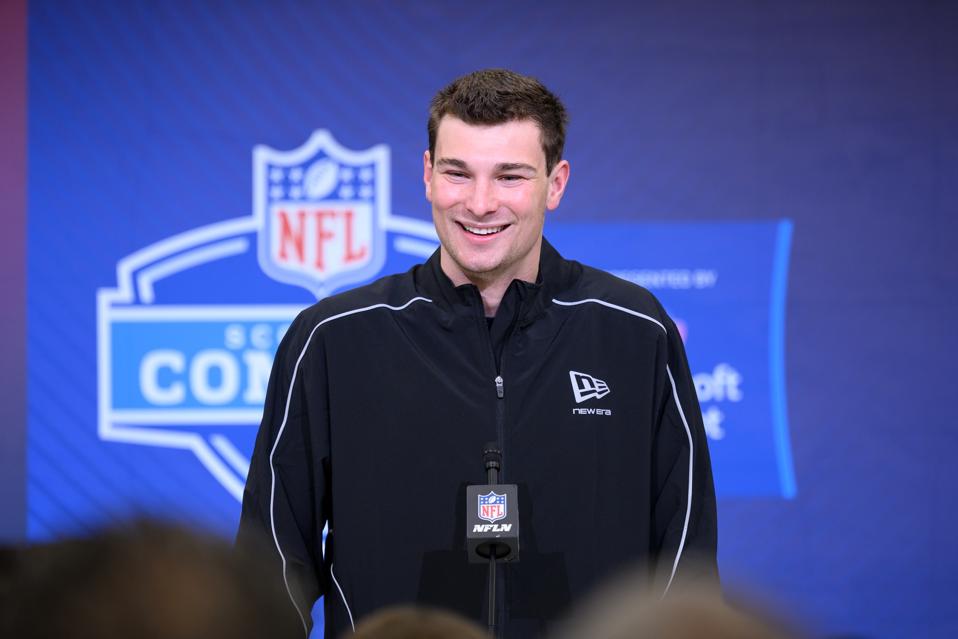 NFL Draft Projected Contracts: No. 1  Pick Fernando Mendoza Set To Sign For Record