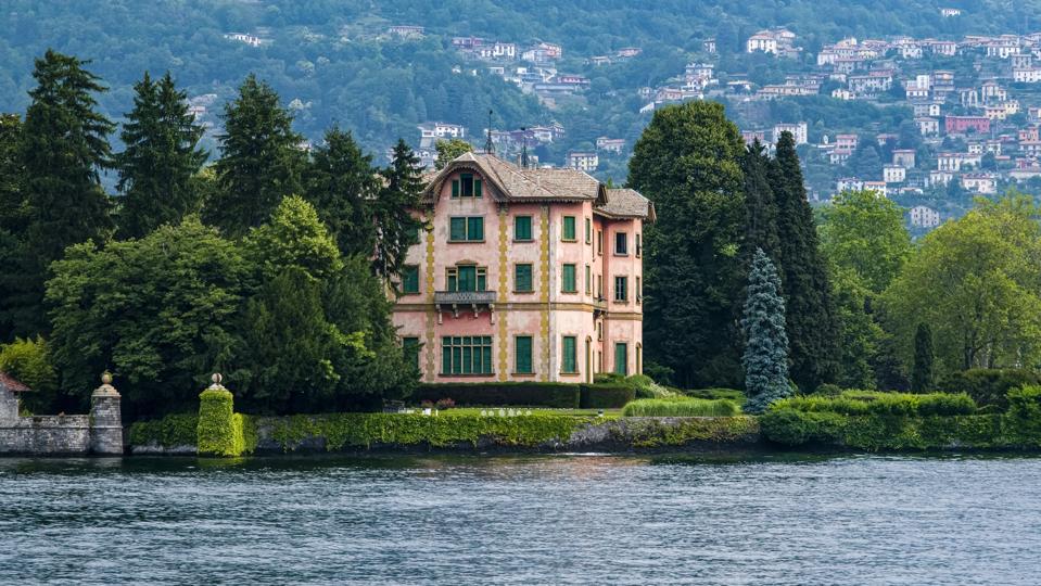 View of Villa Dozzio, a 19th-century villa in the suburb