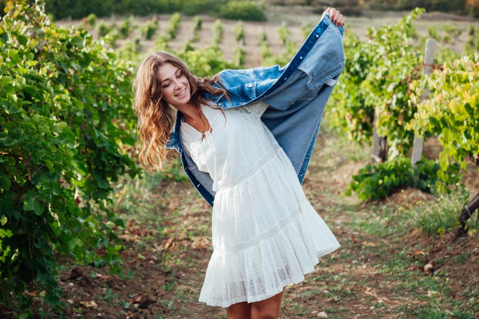 vineyard casual dress code Vineyard Fit: What to Wear to a Wine Tasting