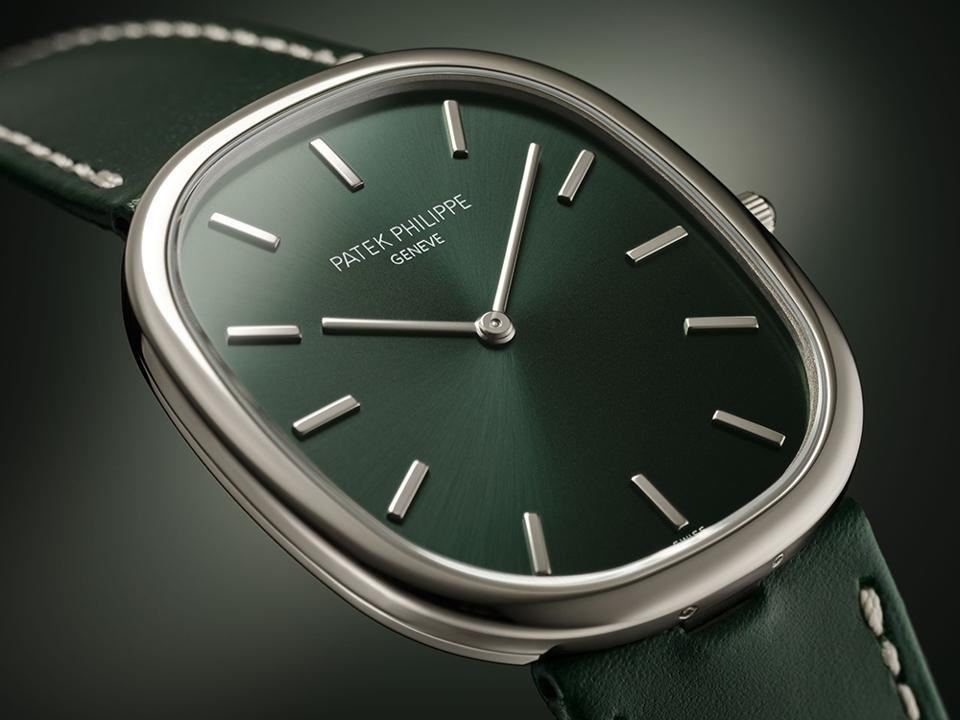 Patek Philippe Ref. 5738G-001 Ellipse. 