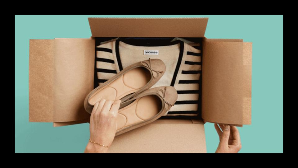 Graphic The Best Women’s Clothing Subscription Boxes, According To Our Fashion Team
