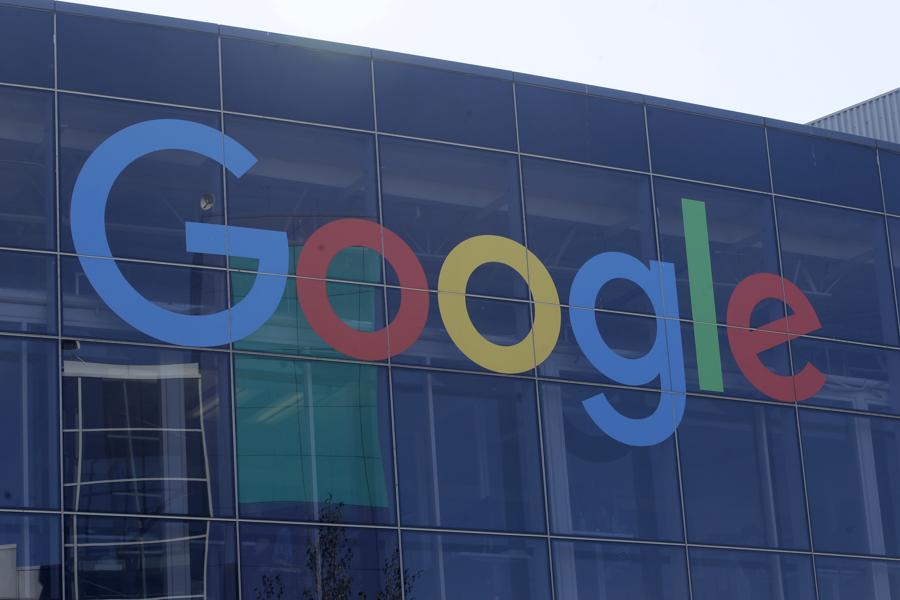 Google Plans to Shame Your Slow Website...And Other Small Business Tech News
