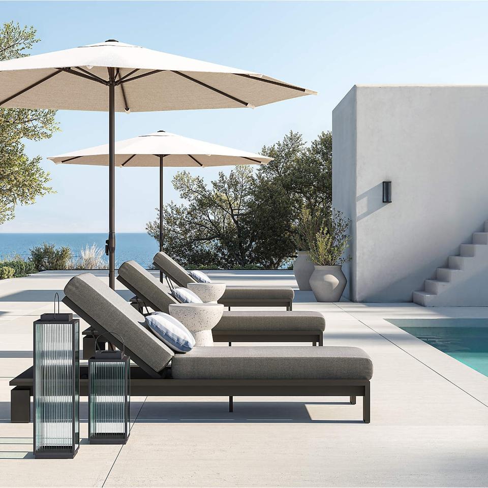 builders warehouse patio umbrellas PURPLE LEAF Modern White Outdoor Umbrella Premium Cantilever top outdoor cantilever umbrella not only offers excellent shade but also features LED light strips and a solar panel for smart outdoor lighting JEAREY 11 ft. Square Cantilever