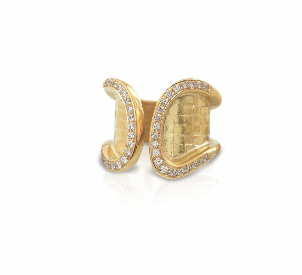 Lalaounis yellow gold and diamond ring