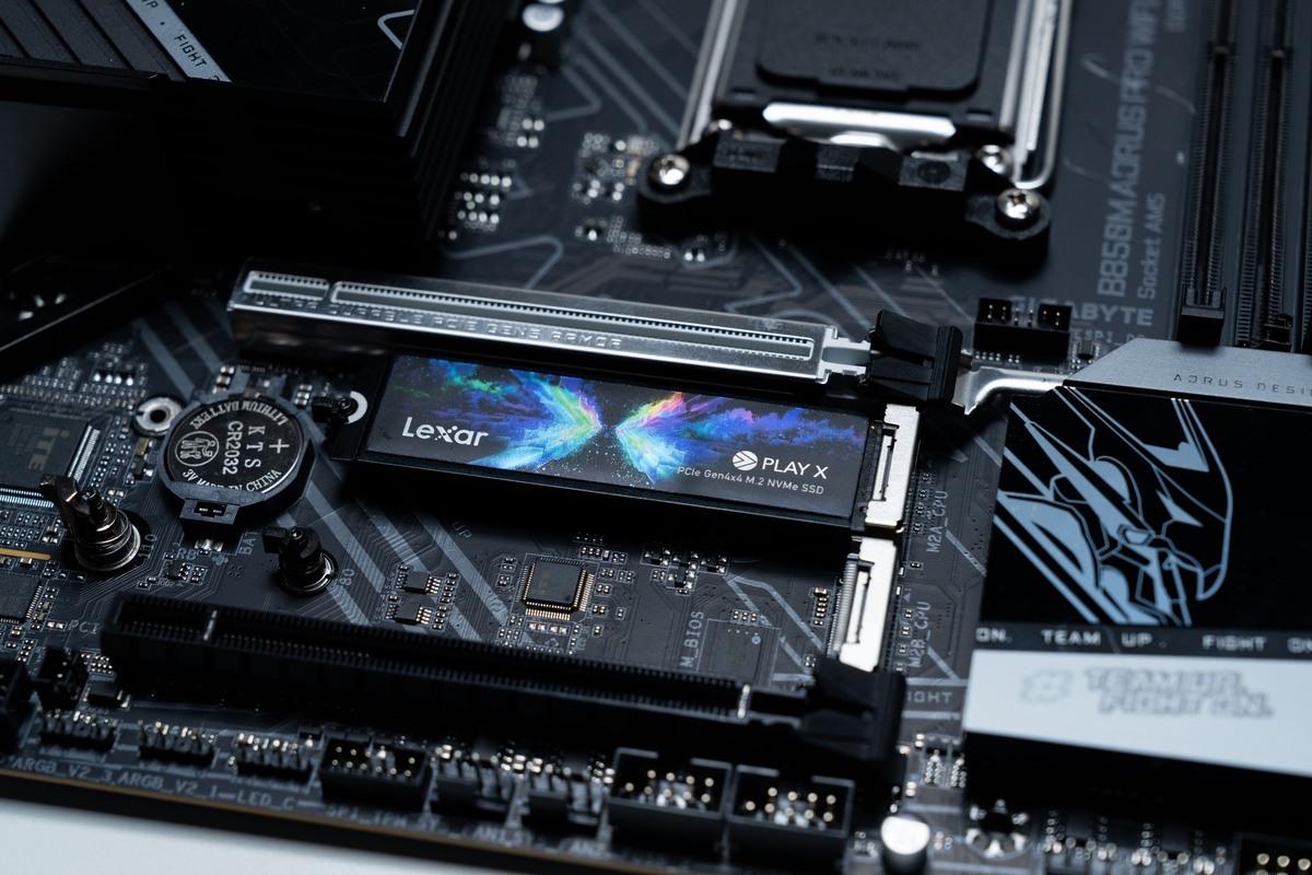 Lexar's New Super-Fast Play-X SSD Is Built For Intensive Gaming