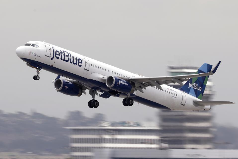 JetBlue Down 4% After Warning Of Higher Jet Fuel Prices