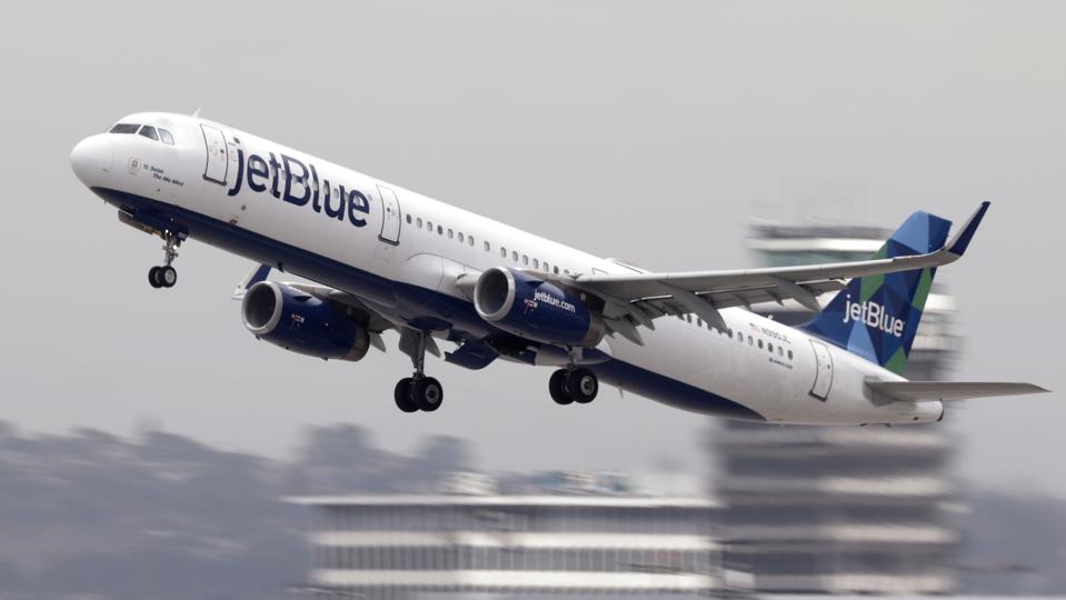 JetBlue Down 4% After Warning Of Higher Jet Fuel Prices