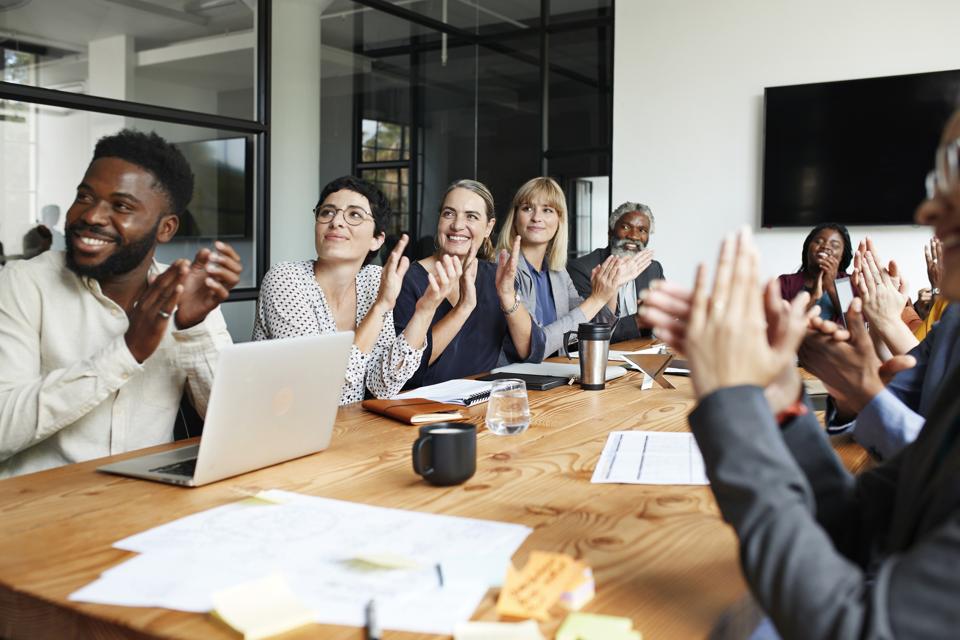 Why Public Praise At Work Can Create Comparison And Resentment