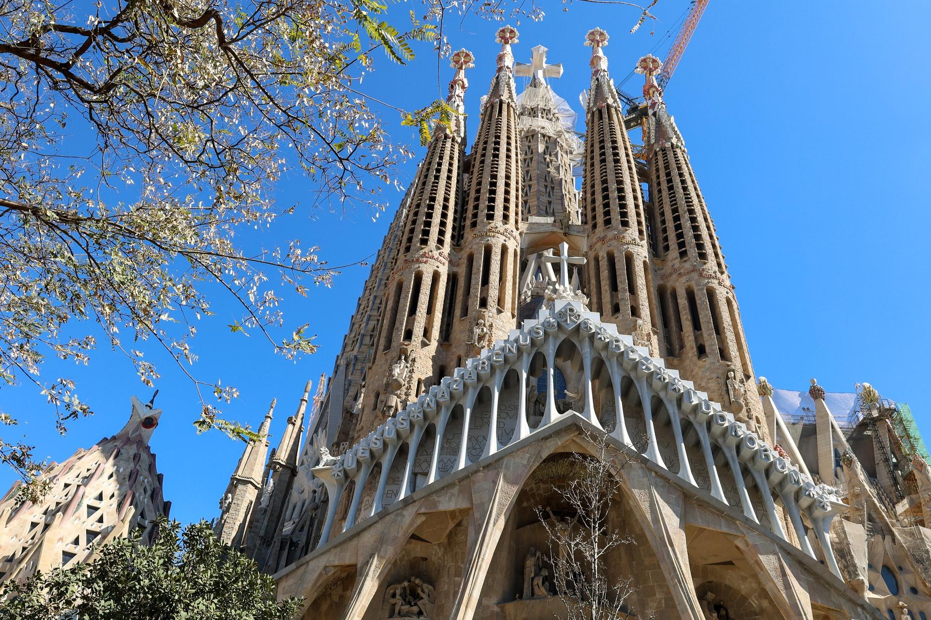 fda approved uses for tirzepatide Mounjaro vs. Zepbound: The Same Drug, for Different Purposes
