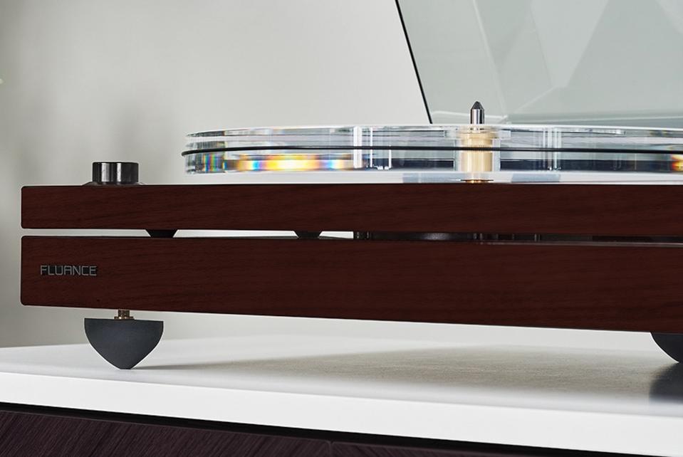 Cotodama Lyric Speaker Canvas Review: Music + Words = Art