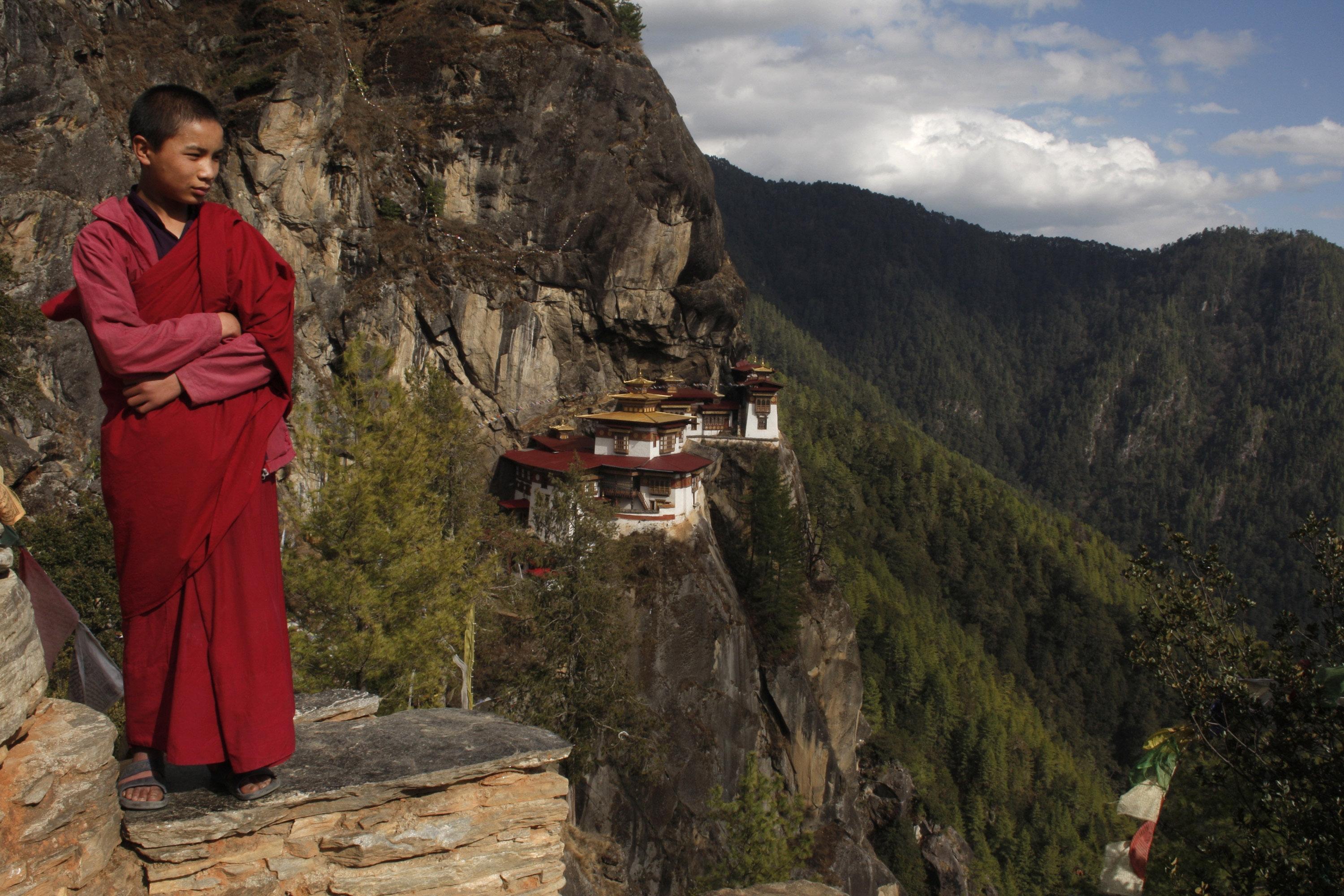 Bhutan Crypto Bank: DK Bank Targets Crypto Debanking