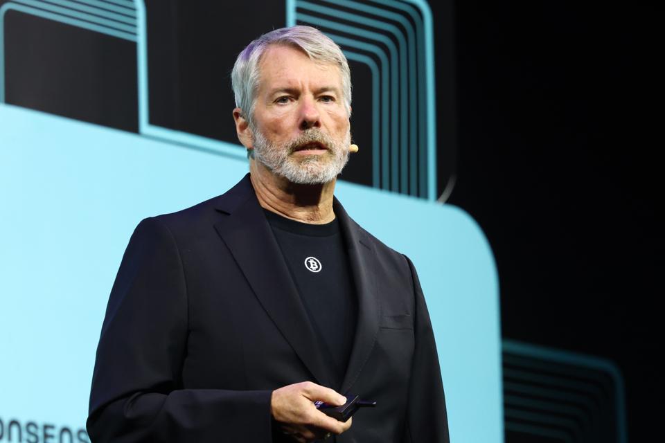 Billionaire Saylor Says He’s ‘Focused On Bitcoin’ Despite Stock Plunge