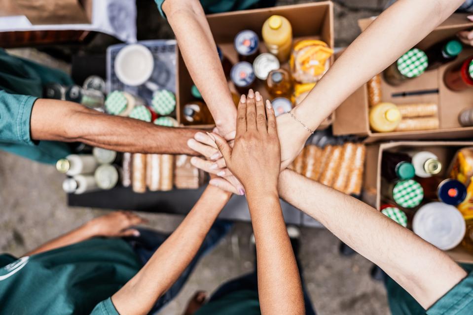 Why The Most Successful Entrepreneurs Never Stop Investing In Their Communities