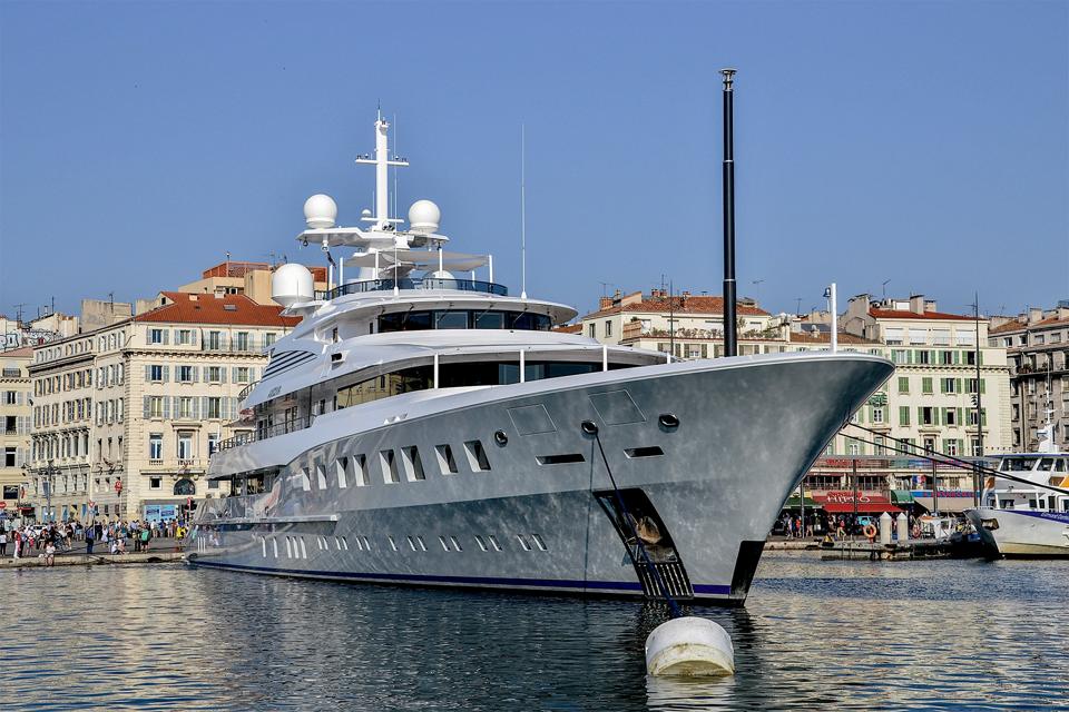 Super Yacht